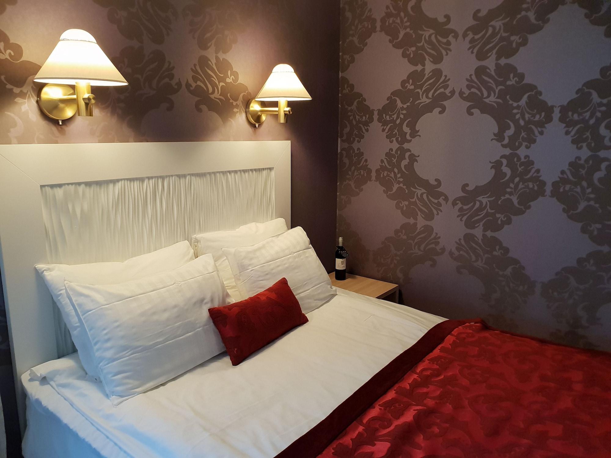 Hotel Rivoli Jardin Хельсинки Экстерьер фото